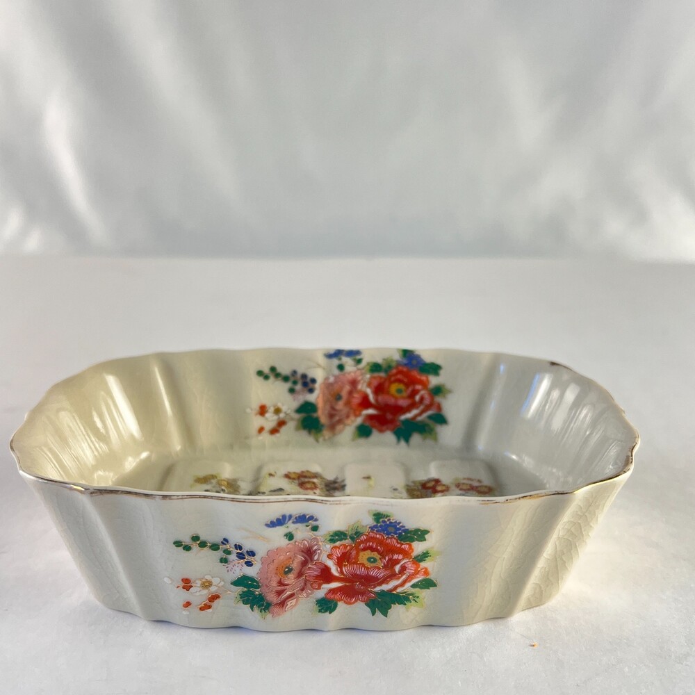 Vintage Floral Porcelain Soap Holder Dish Raised Ridges Fluted Edges Gold Rim